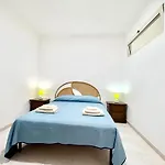Araba Fenice شقة فندقية تروبيا